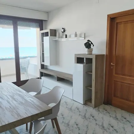 Fronte Mare Rc27 Apartment Roseto Degli Abruzzi